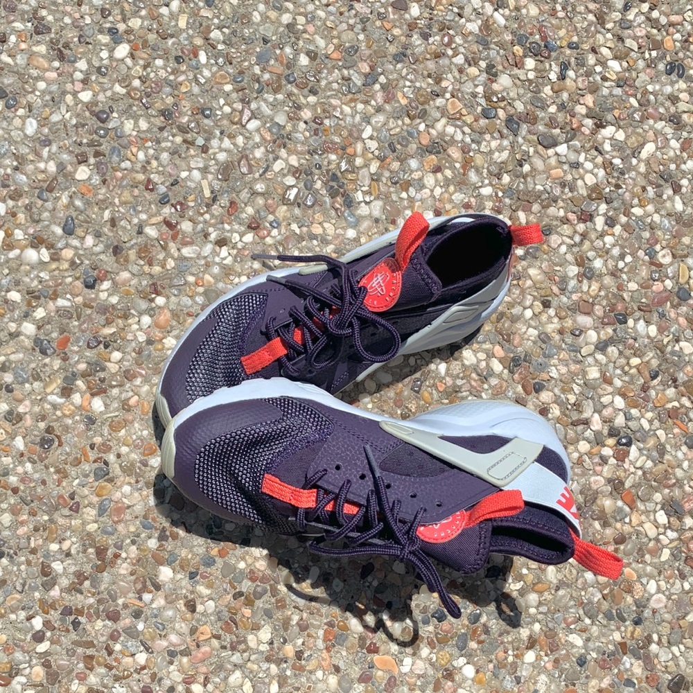 Nike Purple and Pink Huaraches